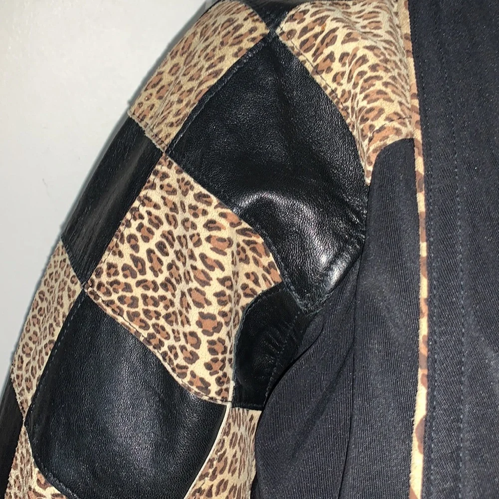 Vintage 80s leopard animal print checkered real suede leather wrap jacket L 🇨🇦 - Picture 4 of 15